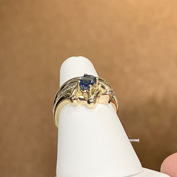 Sapphire And Diamond Gold Ring - Picture 5 of 6